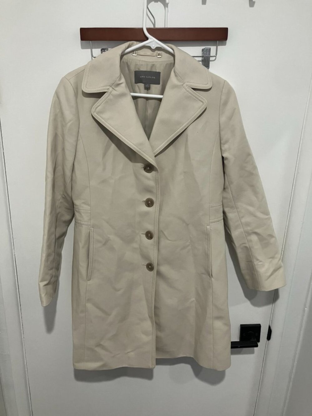 Ann Taylor Women's Mid-Length 4-Button Trench Coat, Cream, Size 4